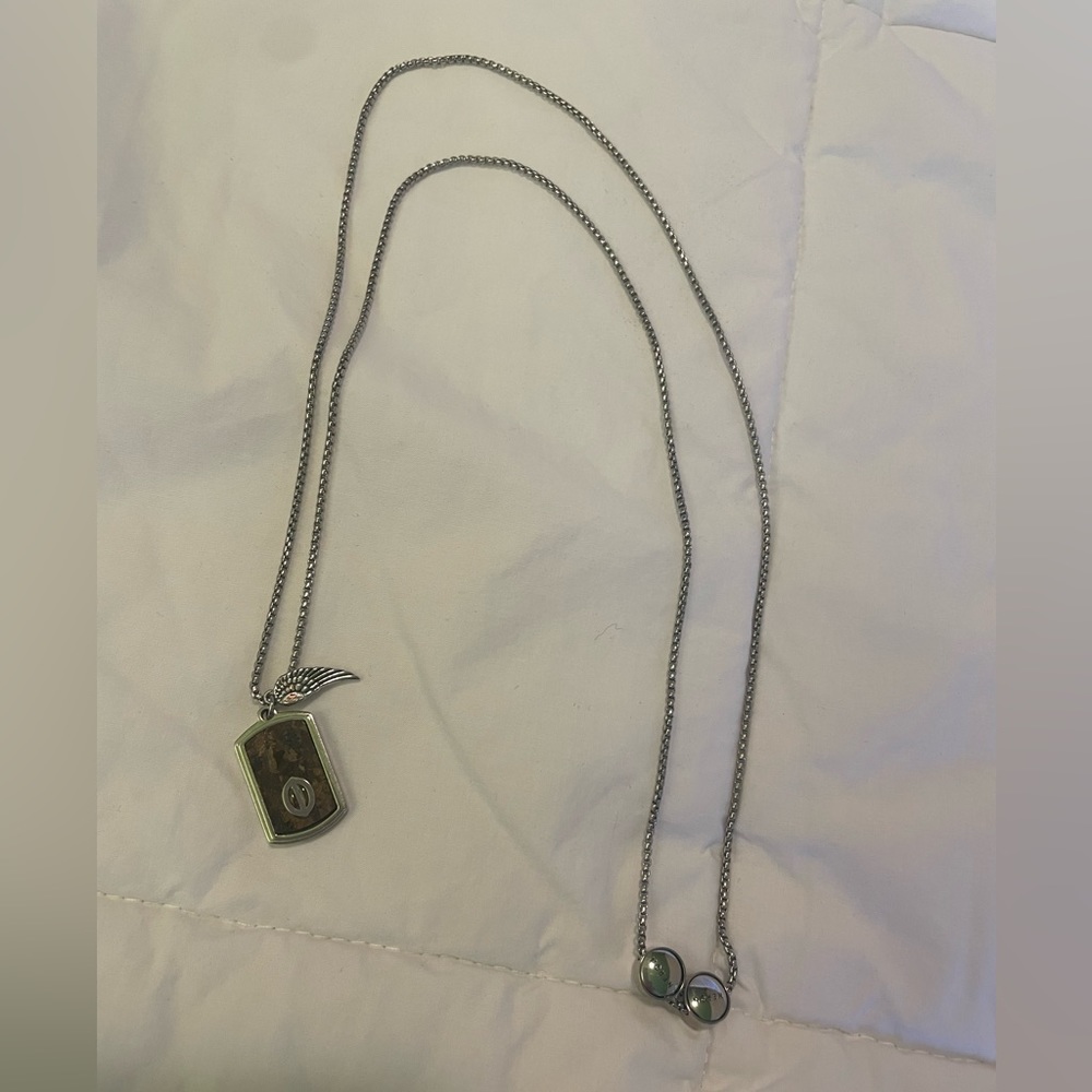 Men’s necklace NWT